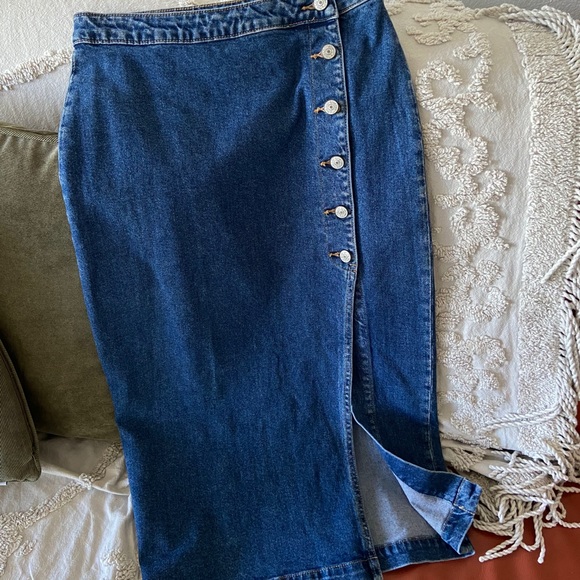 Free People Dresses & Skirts - FINAL SALE 🚨 Free People | Denim MIDI Skirt